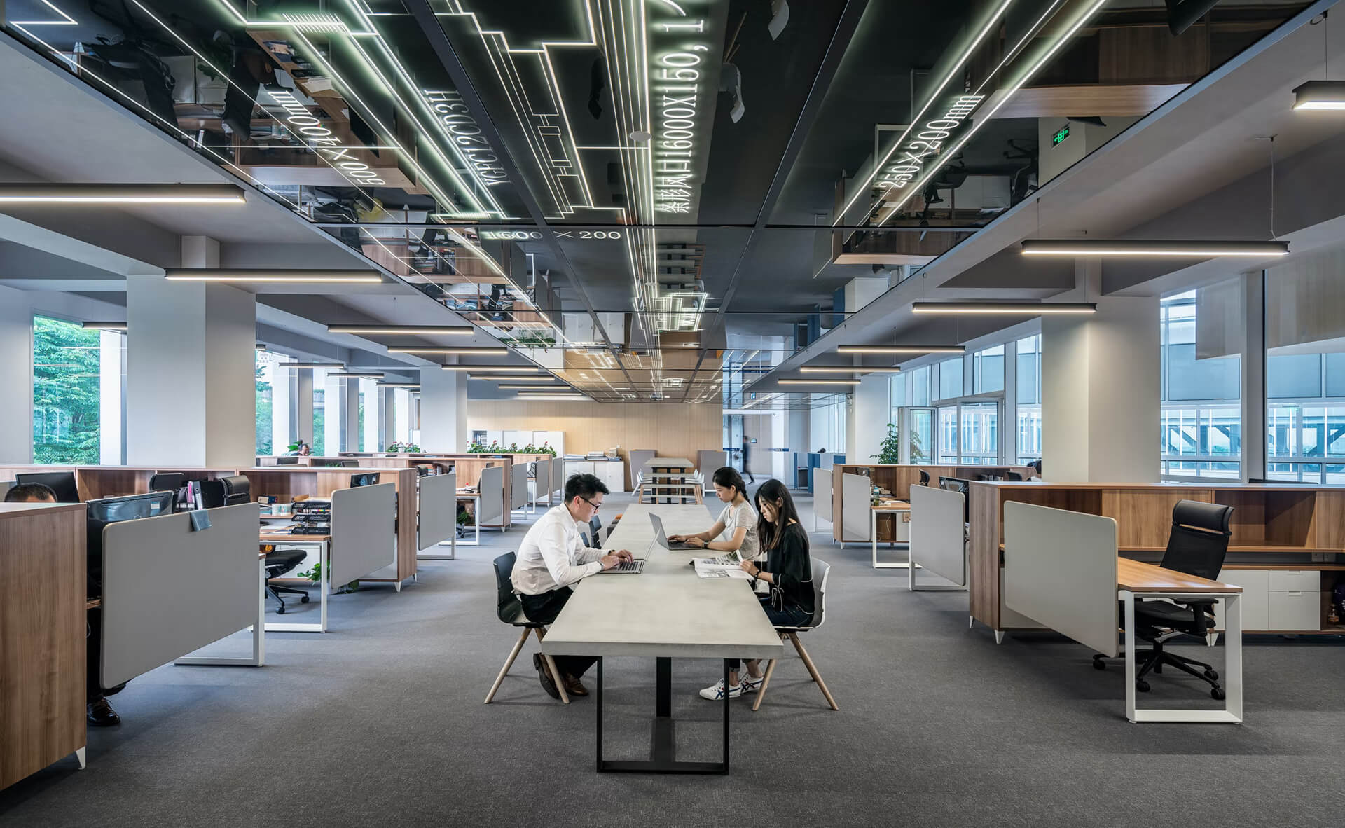 Unlock your audience’s perfect location.